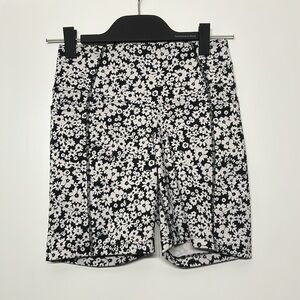 Victoria’s Secret Pink Active - Black and White Floral Athletic Biker Shorts - S